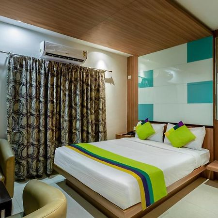 Itsy Hotels Hiland Suites Бангалор Экстерьер фото