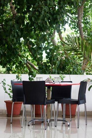 Itsy Hotels Hiland Suites Бангалор Экстерьер фото